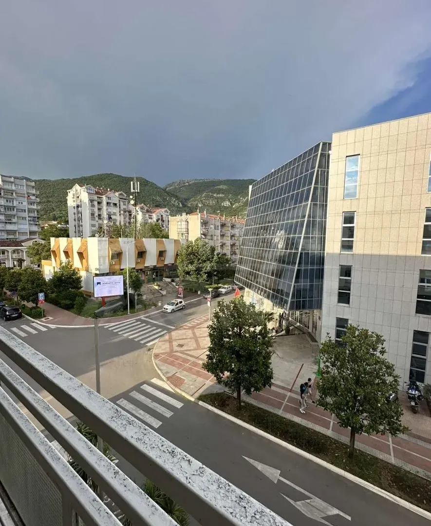 Rent, two bedroom apartment, 70m², Tivat, Crna Gora