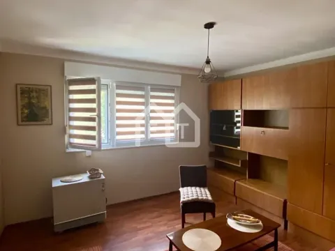 Izdavanje, trosoban stan, 60m², Cvetkova Pijaca, Zvezdara Sve Podlokacije - image 4