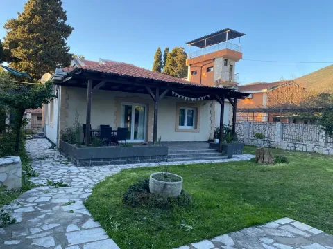 Sale, house, 109m², Tivat, Crna Gora