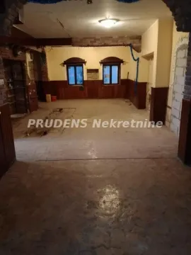 Prodaja, trosoban stan, 109m², Stari Grad, Beograd - image 8