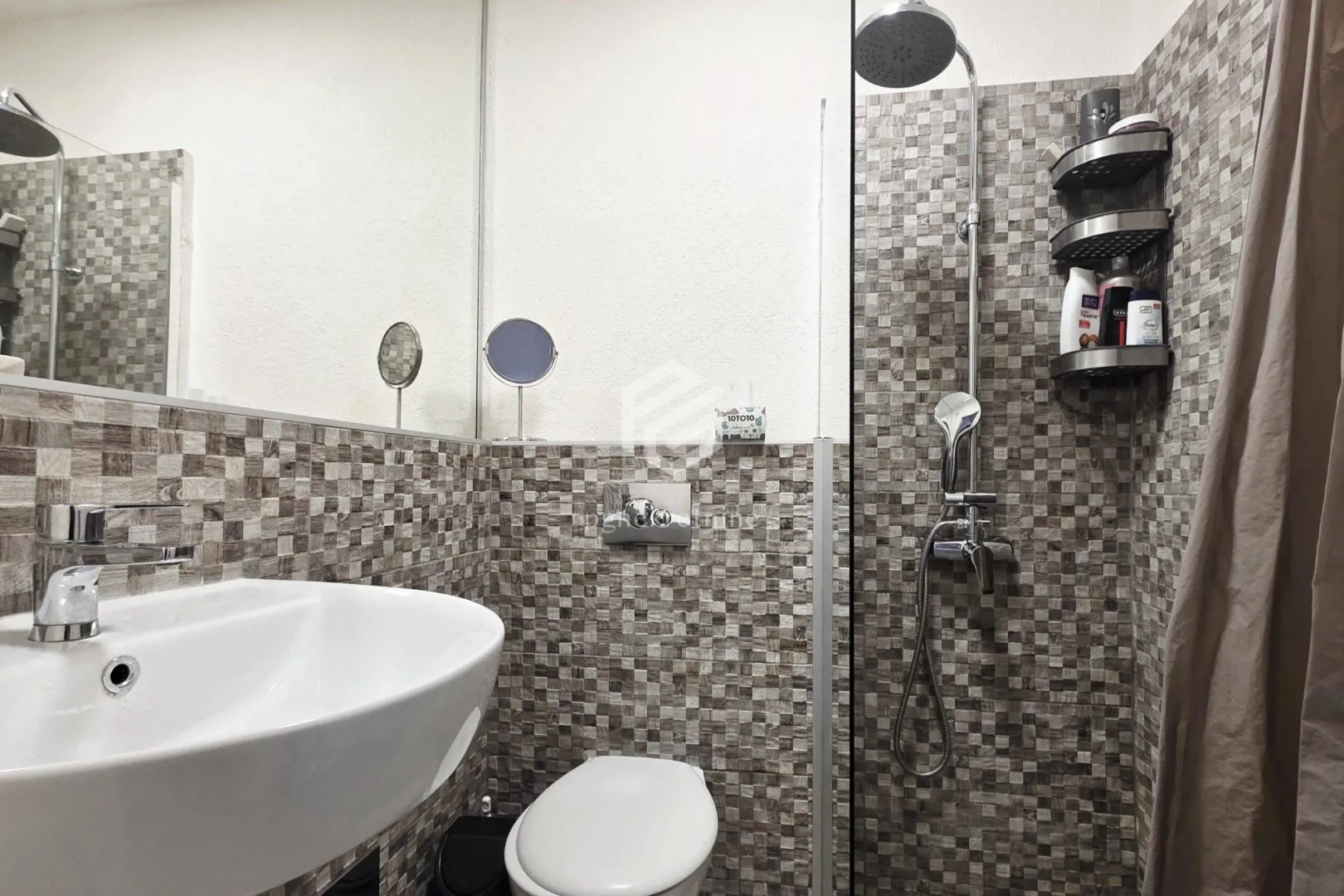 Prodaja, jednosoban stan, 46m², Preko Morače, Podgorica