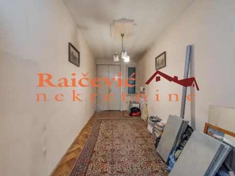 Prodaja, trosoban stan, 77m², Stari Grad, Beograd - image 8