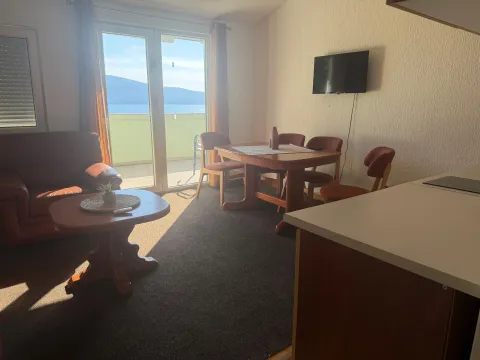 Rent, one bedroom apartment, 52m², Donja Lastva, Tivat - image 1