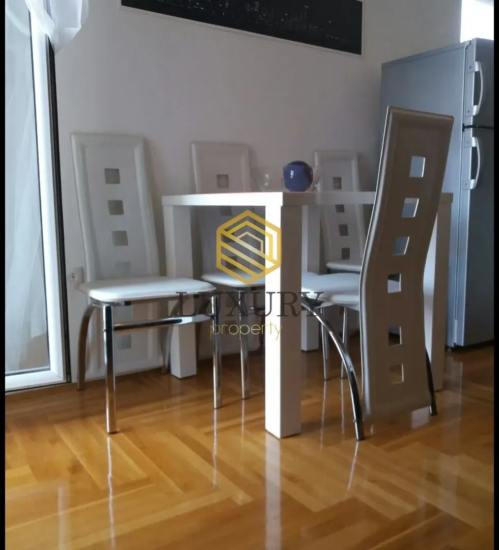 Rent, studio apartment, 30m², Tuški Put, Podgorica