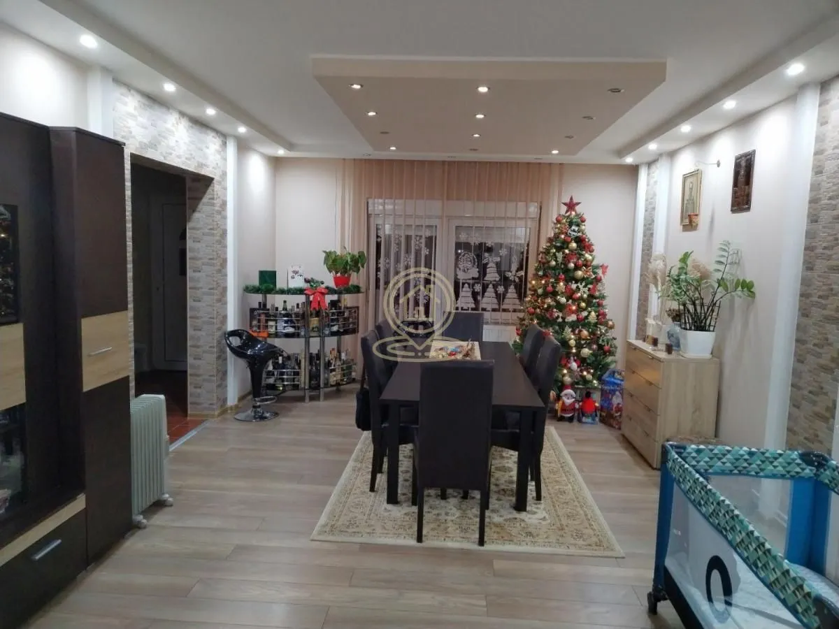 Prodaja, kuća, 210m², Zabrežje, Obrenovac