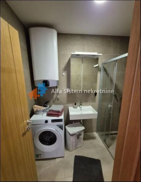 Rent, two bedroom apartment, 50m², Južni Bulevar, Vračar Sve Podlokacije