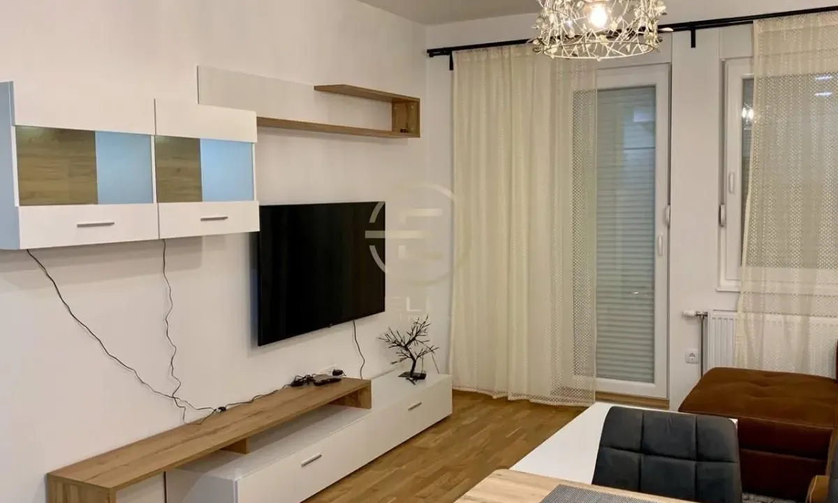 Izdavanje, dvosoban stan, 42m², Telep, Novi Sad Sve Podlokacije