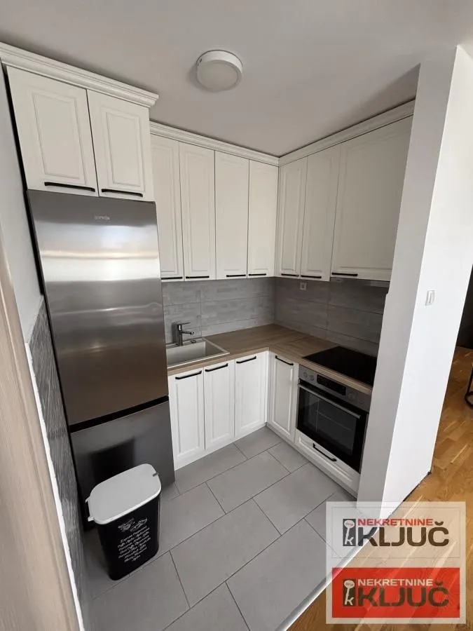 Prodaja, dvosoban stan, 51m², Sajmište, Novi Sad