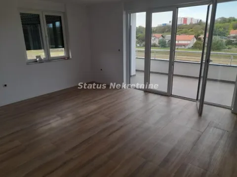 Prodaja, četvorosoban stan, 121m², Petrovaradin, Novi Sad