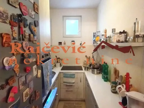 Prodaja, kuća, 354m², Begaljica, Grocka - image 9