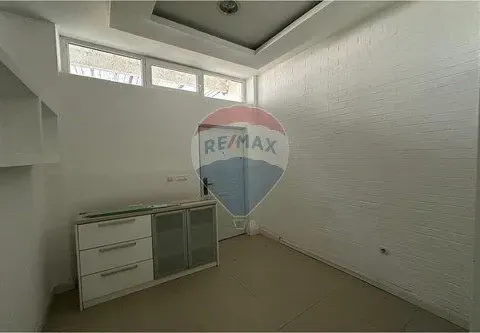 Sale, office space, 74m², Centar, Bar - image 2