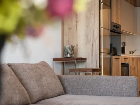 Prodaja, dvosoban stan, 67m², Tivat, Crna Gora - image 19