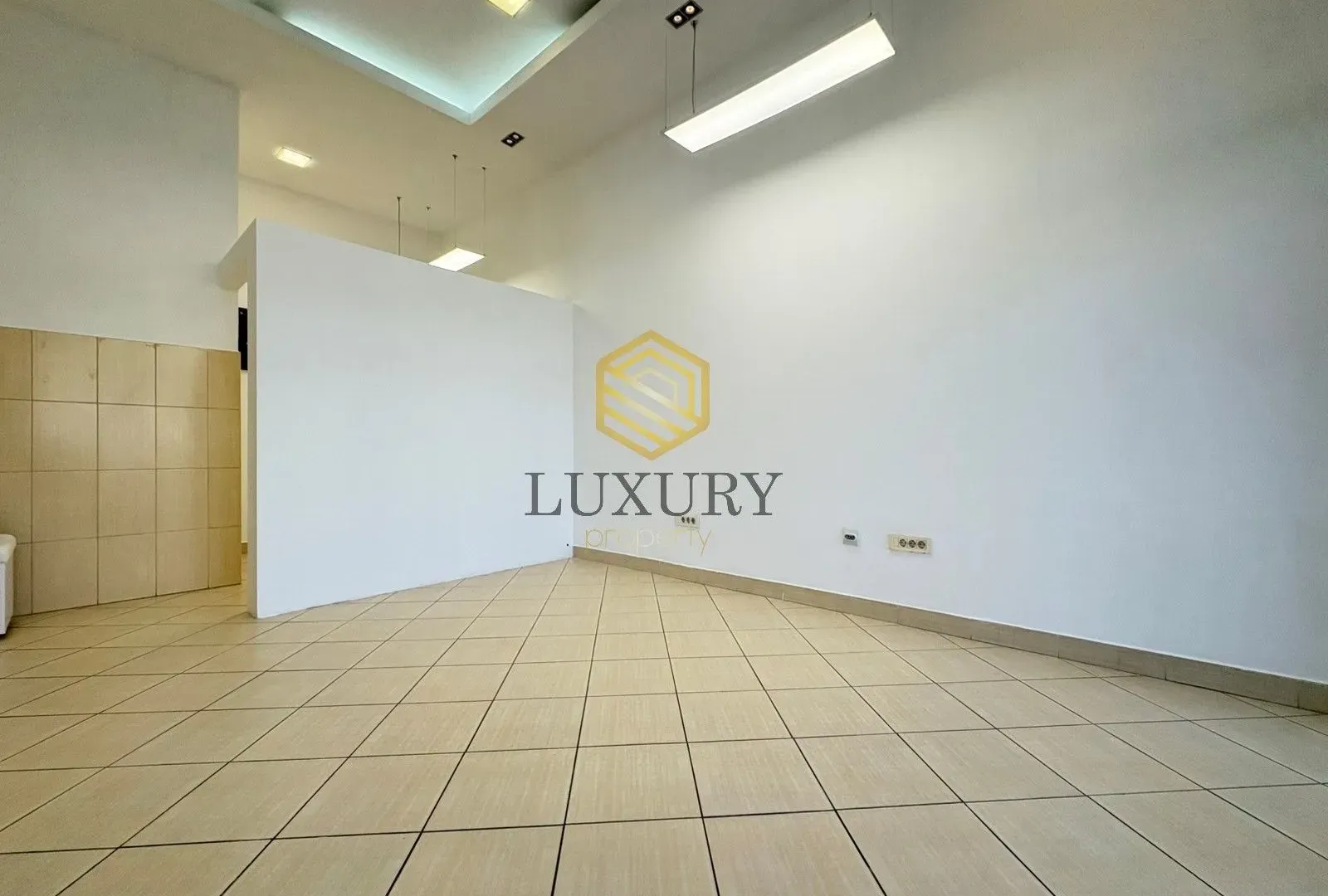 Rent, office space, 23m², Stari Aerodrom, Podgorica