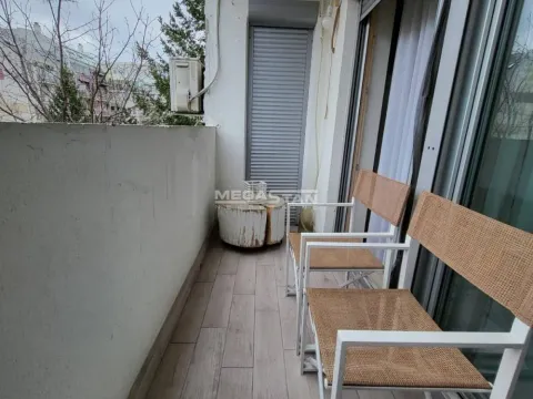 Rent, two bedroom apartment, 48m², Vračar Sve Podlokacije, Beograd - image 11