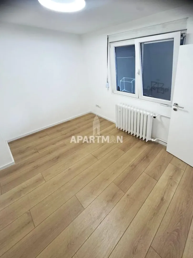 Rent, office space, 34m², Kalenić Pijaca, Vračar Sve Podlokacije