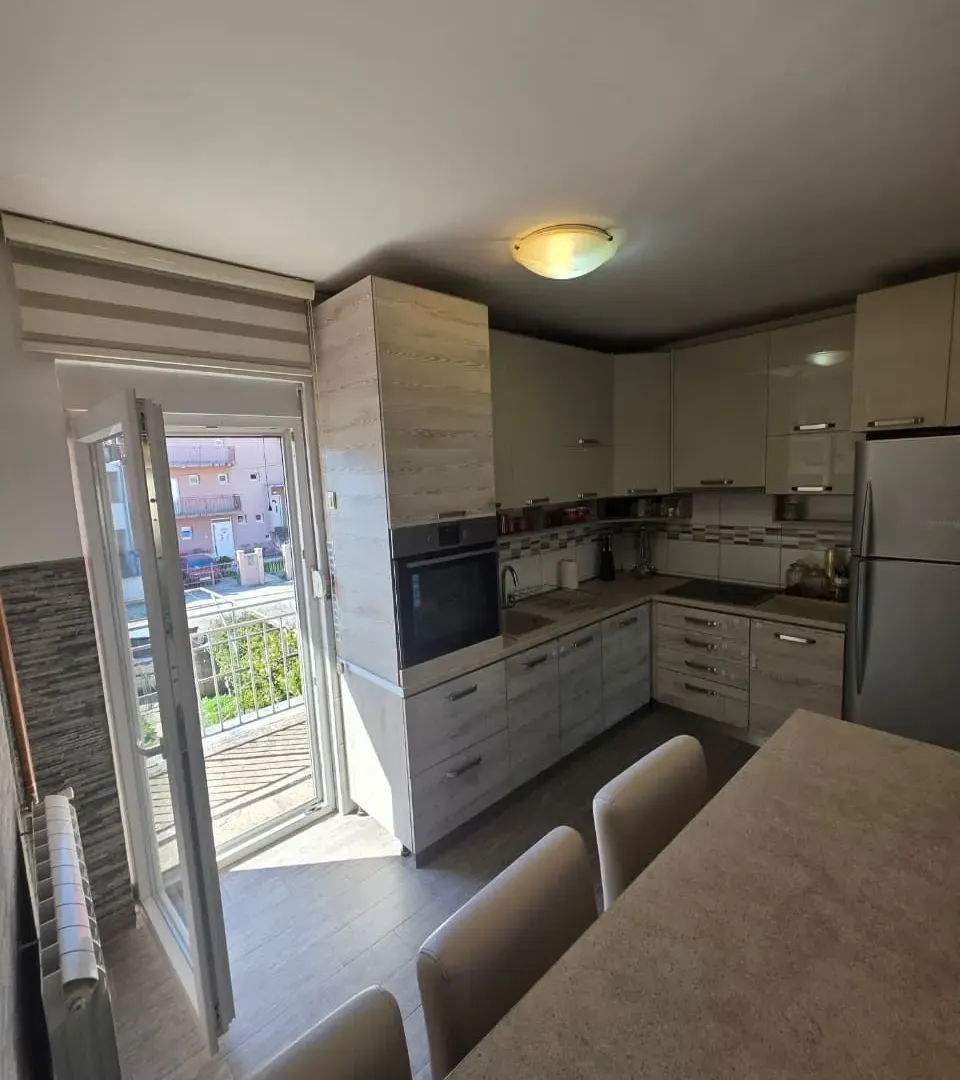 Prodaja, kuća, 86m², Stari Aerodrom, Podgorica
