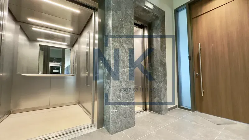 Rent, office space, 2542m², Centar, Podgorica