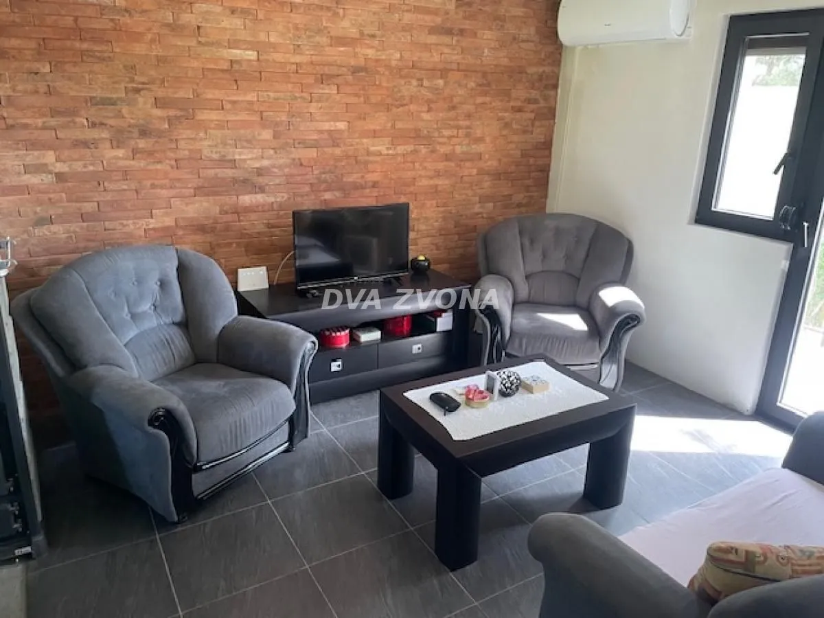 Prodaja, kuća, 74m², Čortanovci, Inđija