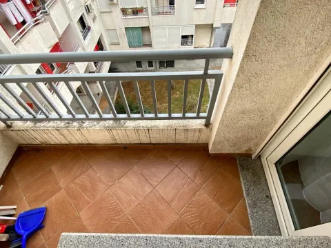 Izdavanje, jednosoban stan, 32m², Blok 9, Podgorica - image 10