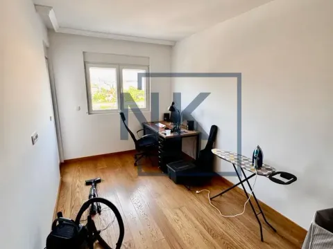 Sale, two bedroom apartment, 72m², New City, Podgorica - image 9