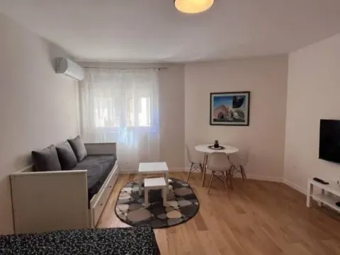 Sale, studio apartment, 34m², Central Point, Podgorica - image 6