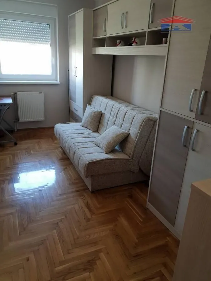 Rent, three bedroom apartment, 68m², Grbavica, Novi Sad Sve Podlokacije