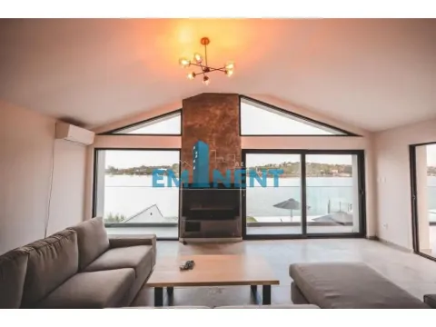 Prodaja, kuća, 200m², Surčin, Beograd - image 6