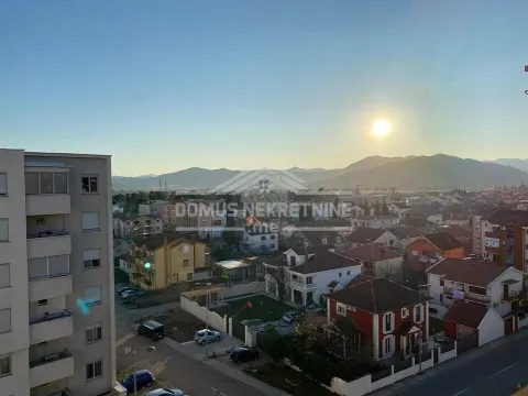 Prodaja, jednosoban stan, 45m², Blok 9, Podgorica - image 11