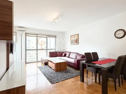 Rent, apartment, 55m², Pobrežje, Podgorica - image 3