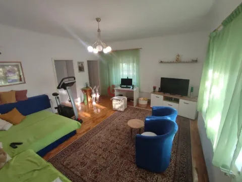 Prodaja, kuća, 153m², Šupljak, Subotica - image 13