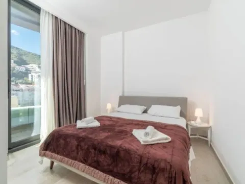 Izdavanje, dvosoban stan, 50m², Budva, Crna Gora - image 6