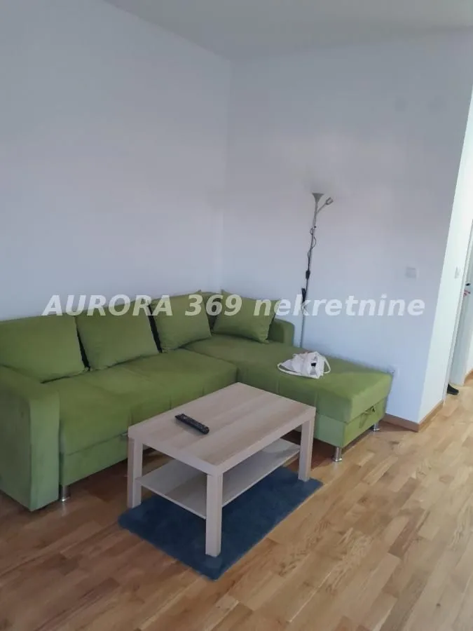 Izdavanje, garsonjera, 33m², Adice, Novi Sad Sve Podlokacije