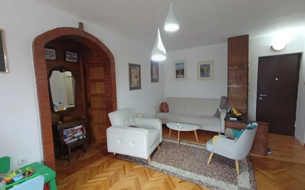 Prodaja, jednosoban stan, 53m², Centar, Podgorica