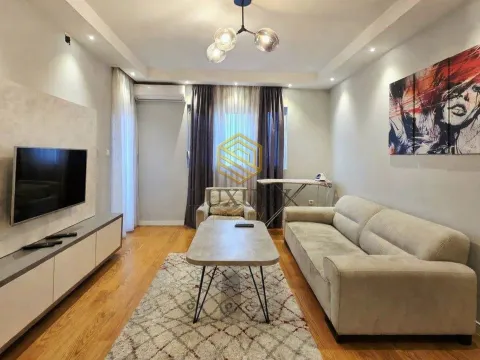 Rent, one bedroom apartment, 50m², Central Point, Podgorica - image 1