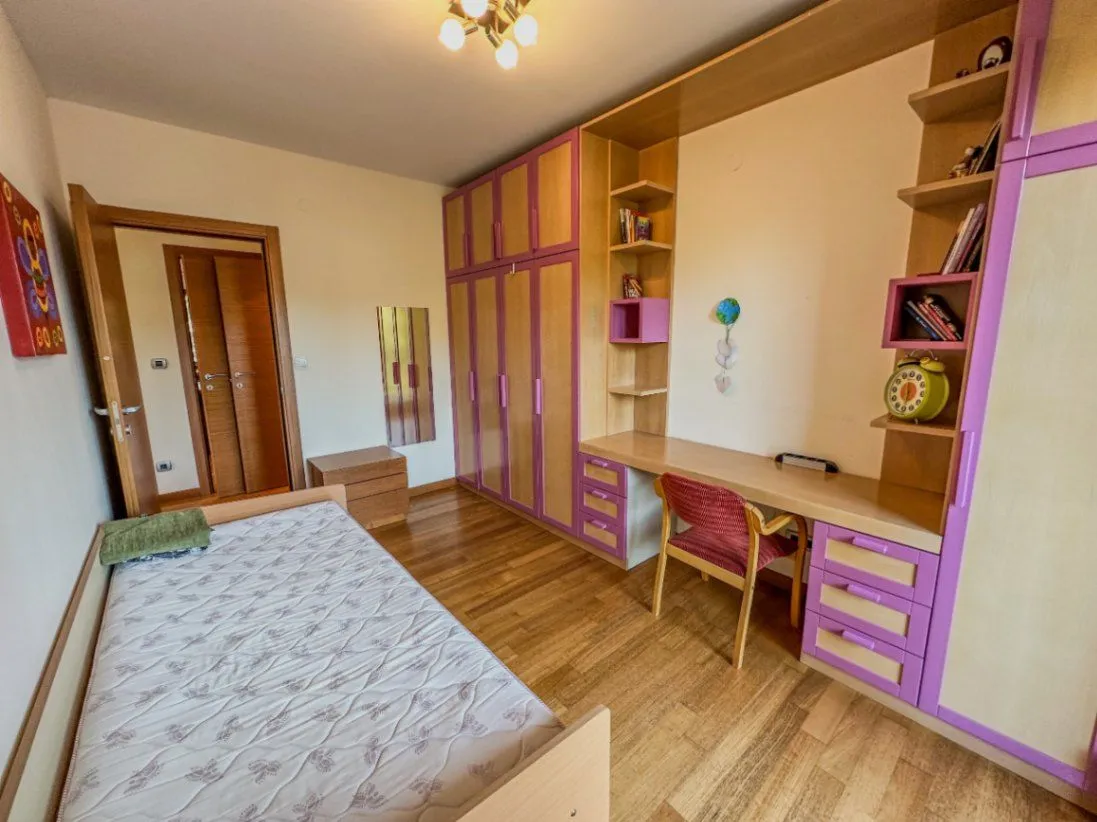 Rent, three bedroom apartment, 140m², Preko Morače, Podgorica