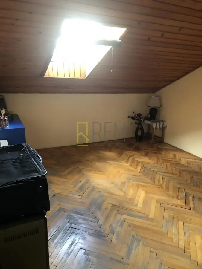 Prodaja, trosoban stan, 95m², Centar, Podgorica