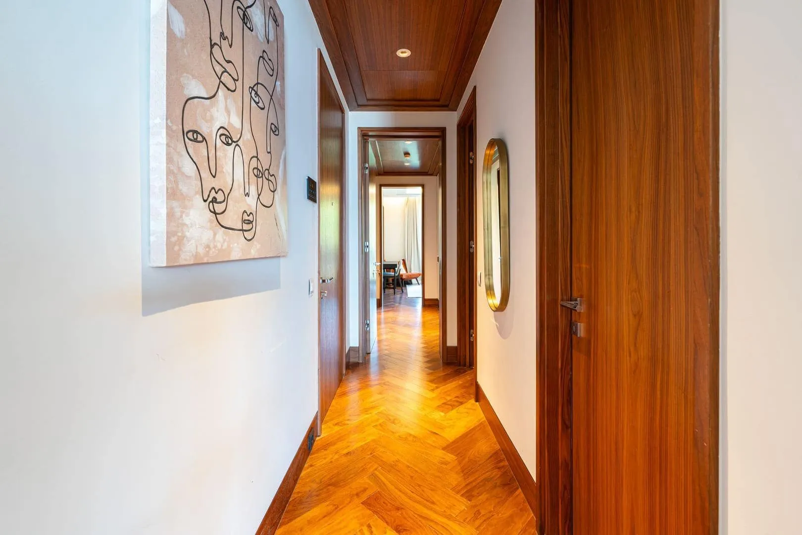 Prodaja, četvorosoban stan, 350m², Porto Montenegro, Tivat