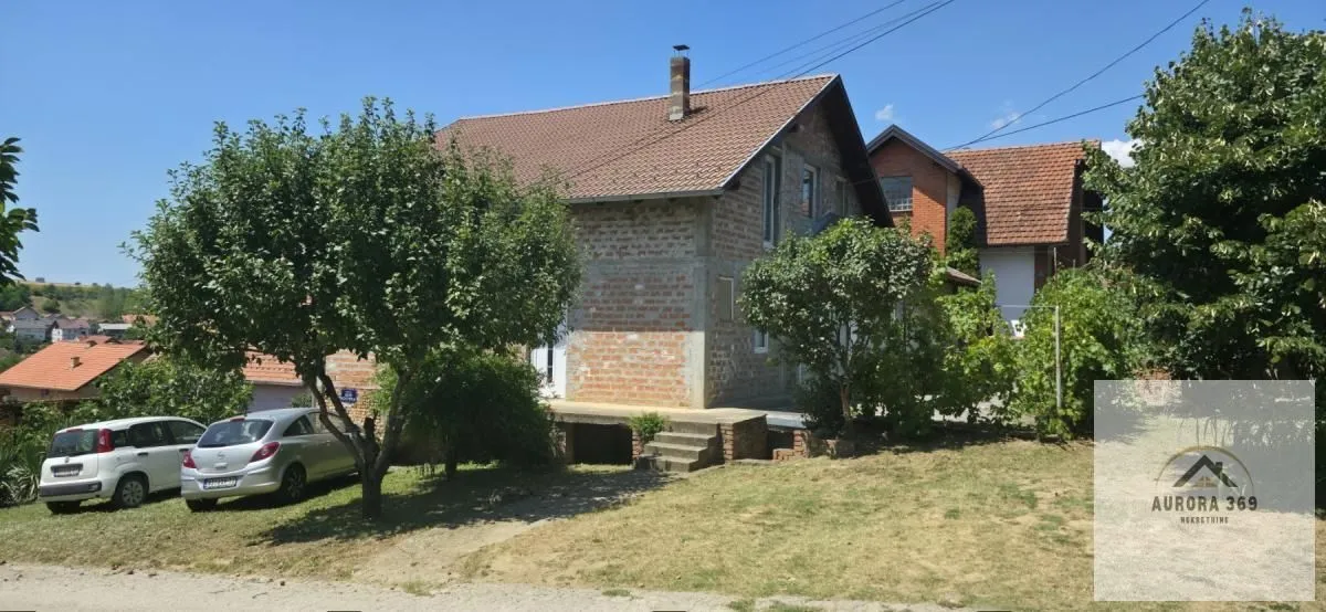Prodaja, kuća, 312m², Novi Sad, Srbija