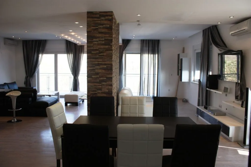 Prodaja, stan, 250m², Bečići, Budva