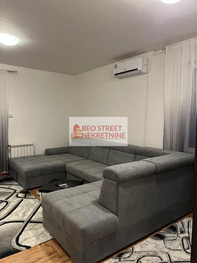 Izdavanje, dvosoban stan, 55m², Bul Kralja Aleksandra, Zvezdara Sve Podlokacije