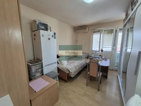 Prodaja, garsonjera, 21m², Centar, Jagodina - image 4