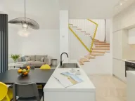 Prodaja, trosoban stan, 139m², Risan, Kotor - image 1