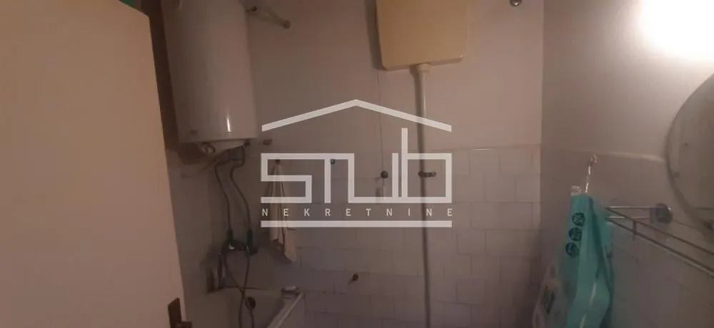Prodaja, trosoban stan, 60m², Savski Venac, Beograd