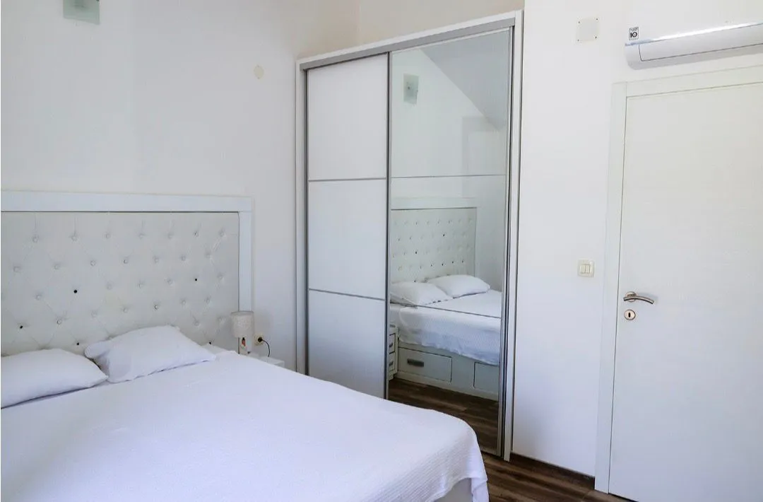 Izdavanje, kuća, 170m², Bigova, Kotor