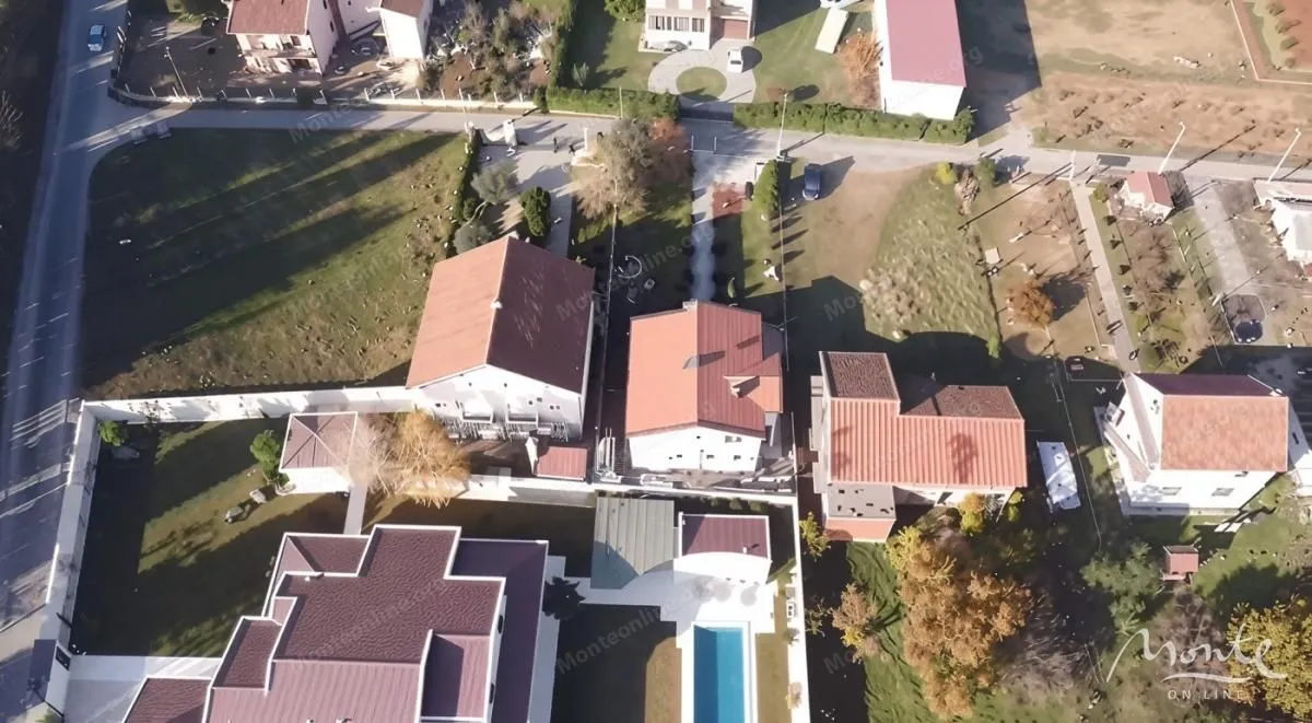 Prodaja, plac, 1074m², Tološi, Podgorica