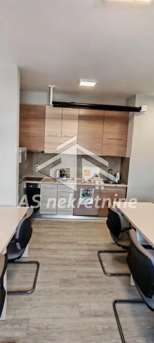 Prodaja, stan, 118m², Đeram Pijaca, Beograd