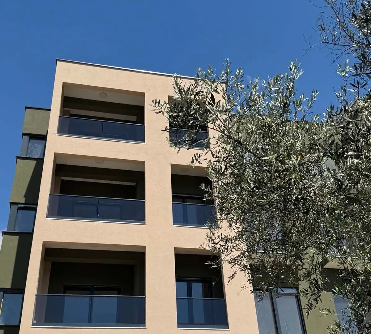 Prodaja, dvosoban stan, 60m², Stari Bar, Bar