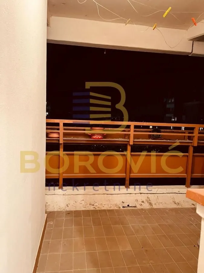 Prodaja, trosoban stan, 101m², Žarkovo, Beograd