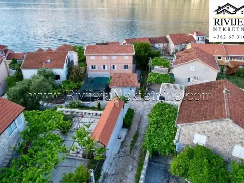 Prodaja, kuća, 301m², Prčanj, Kotor - image 9