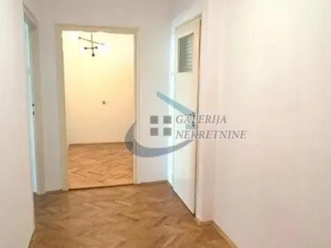 Sale, one bedroom apartment, 38m², Vračar Sve Podlokacije, Beograd - image 6